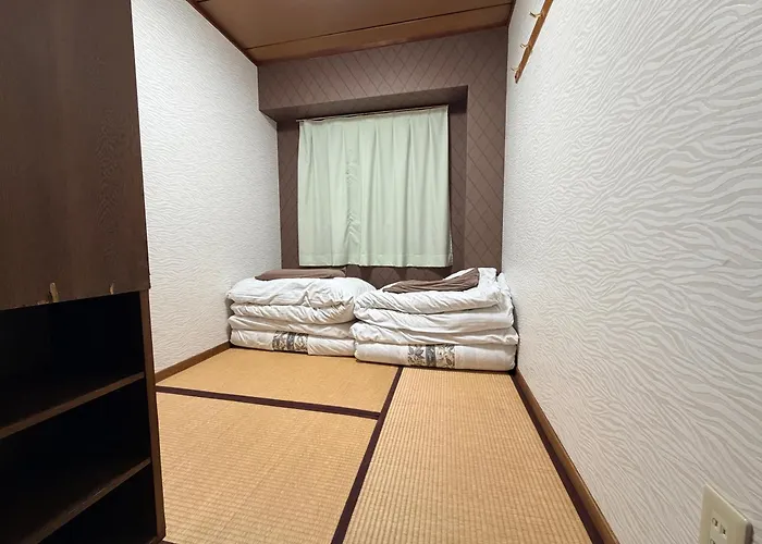 Business Hotel Kaga Osaka